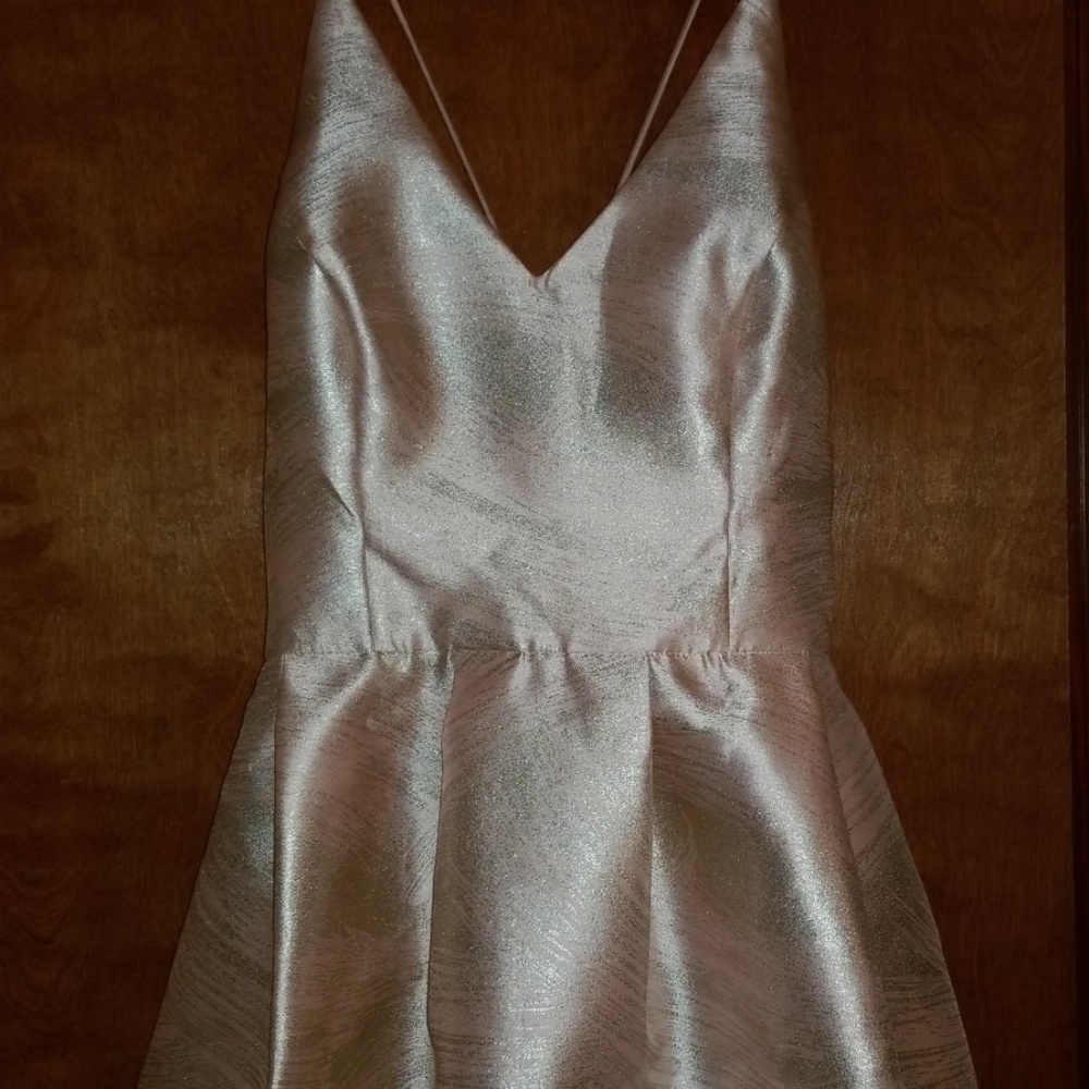 High-low pale pink & silver dress w/pockets - Picture 7 of 8